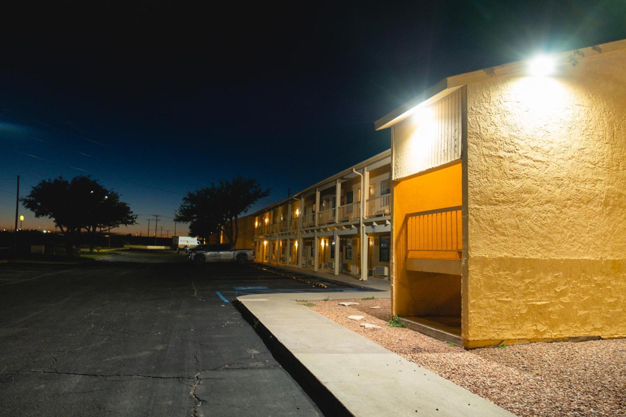 Baymont By Wyndham Fort Stockton Exterior photo